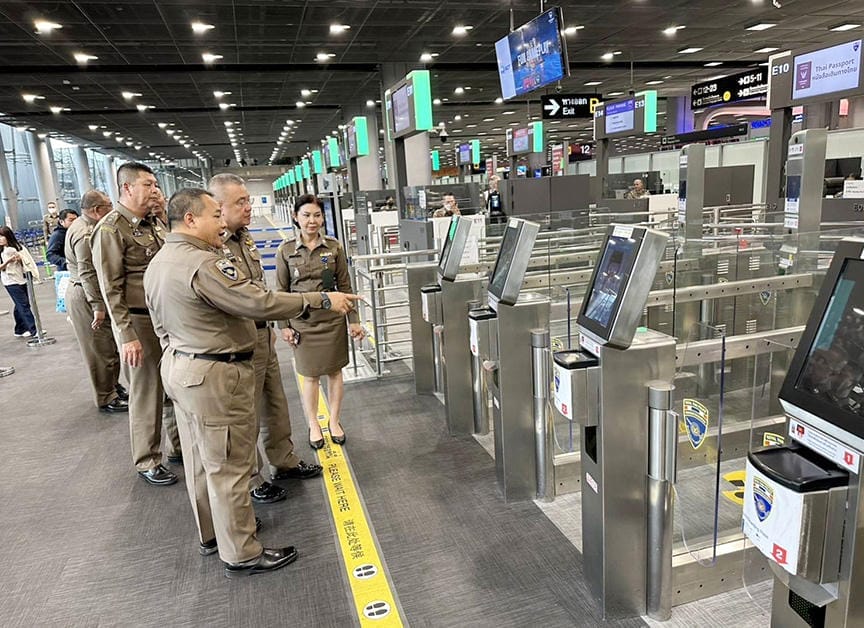 Automated e-gates at Thai passport control